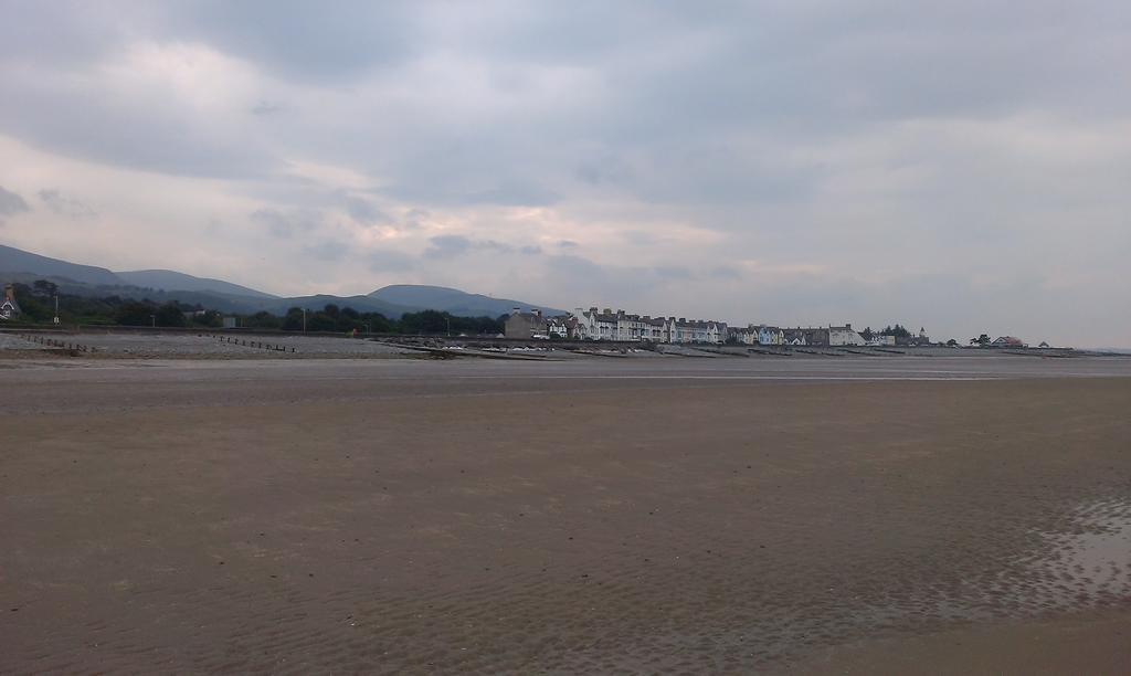Min Y Don Guest House Llanfairfechan Εξωτερικό φωτογραφία